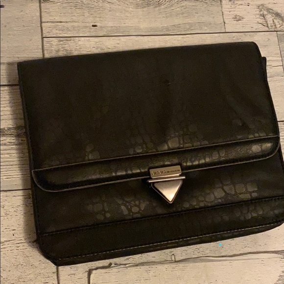 BCBG clutch - Picture 5 of 6